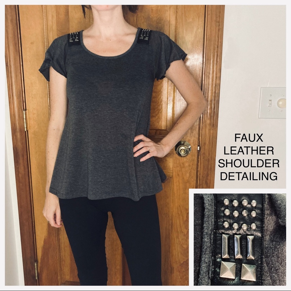 🆓 FWP Flare-fit T-shirt w/ Shoulder Detail